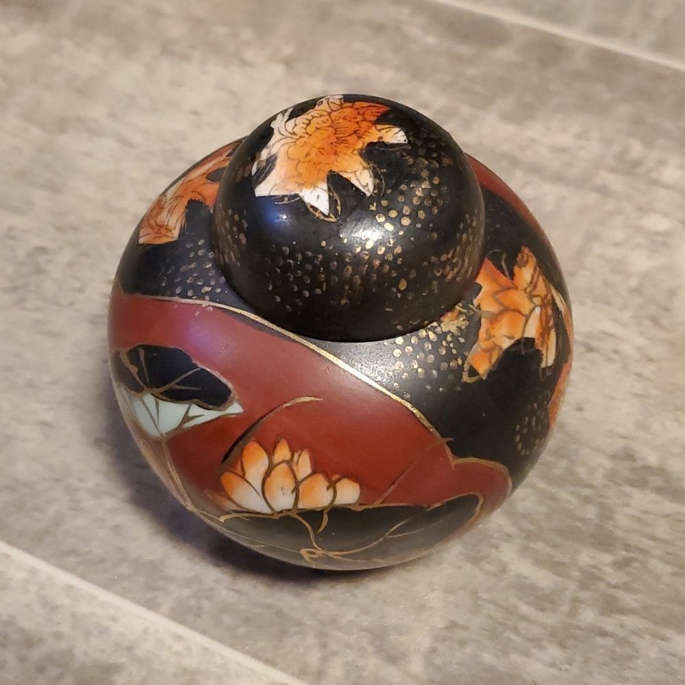 Vintage Chinese Ceramic Ginger Jar